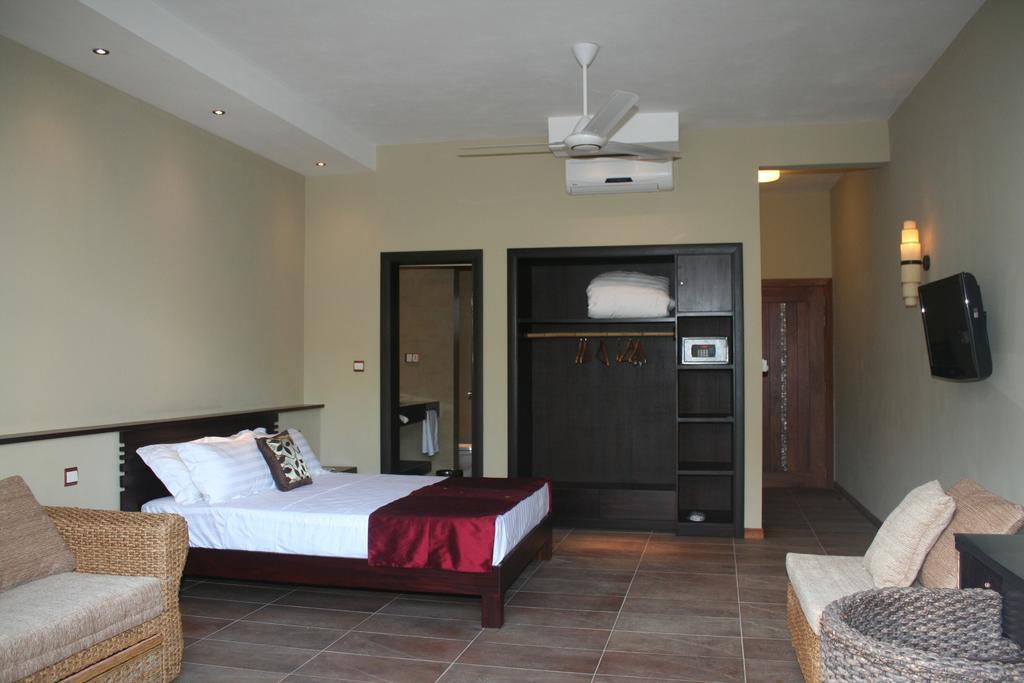 Dodola Lodge Pereybere Beach Ngoại thất bức ảnh